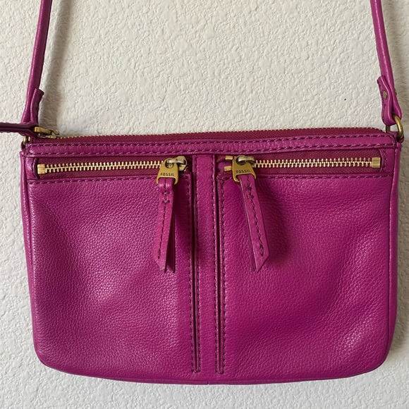 Fossil bag crossbody magenta great condition - Picture 1 of 6